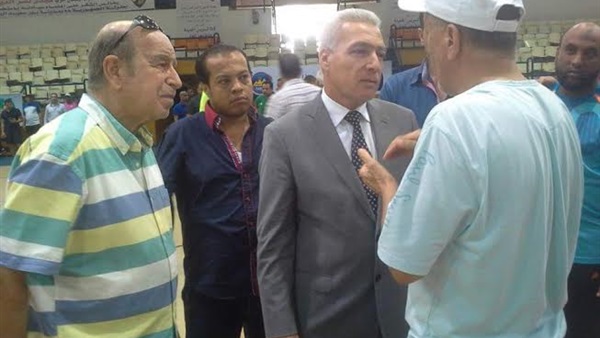  محافظ بورسعيد يتفقد منافسات بطولة الشركات الـ 48   