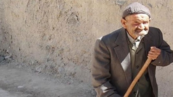 وفاة أكبر معمر إيراني عن عمر 115 عامًا