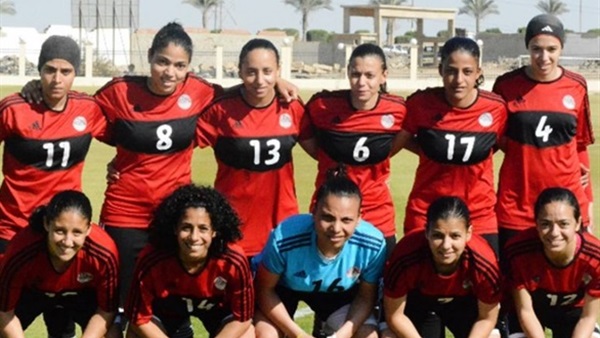 سفير مصر بجيبوتي يحتفل بمنتخب الفراعنة النسائي