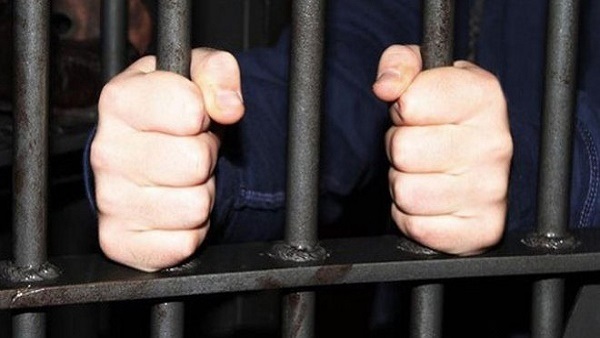 حبس رئيس مجموعة البيع بـ«المصرية للجملة» 4 أيام لاتهامه بتقاضى رشوة