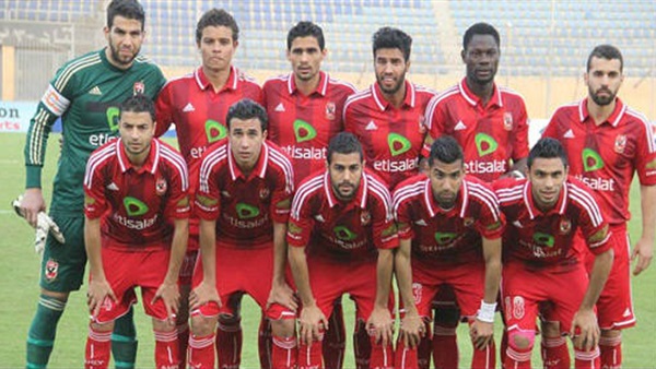 الأهلى يفاضل بين الثلاثى لخلافة "الكابيتانو"  