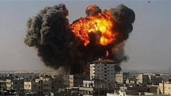 طيران الأسد يمطر ريف  دمشق بالبراميل المتفجرة 