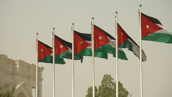 350 مليون دولار خسائر النقل بالشاحنات 2015 في الأردن