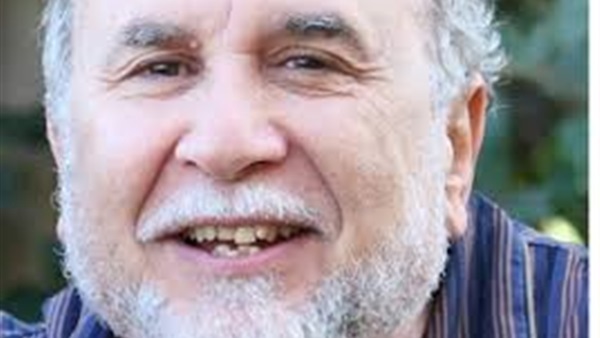 بالفيديو : وجدي العربي يهاجم الراحل ممدوح عبد العليم