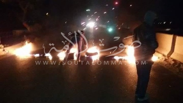 بالصور.. الإرهابية يشعلون النيران ويقطعون الطريق بالشرقية