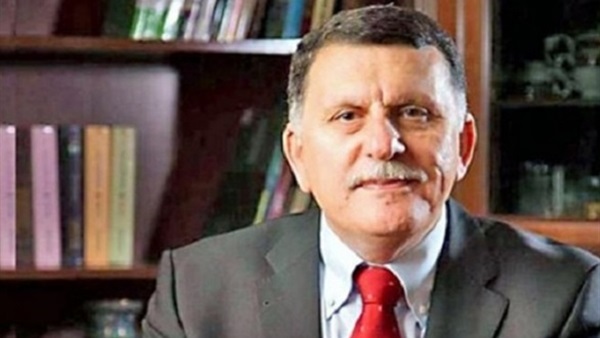 وصول رئيس المجلس الرئاسى الليبيى للقاهرة قادما من الجزائر