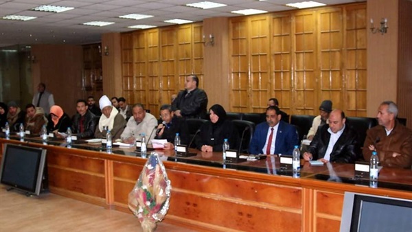 محافظ الشرقية: تطبيق مبدأ الثواب والعقاب علي المسئولين  