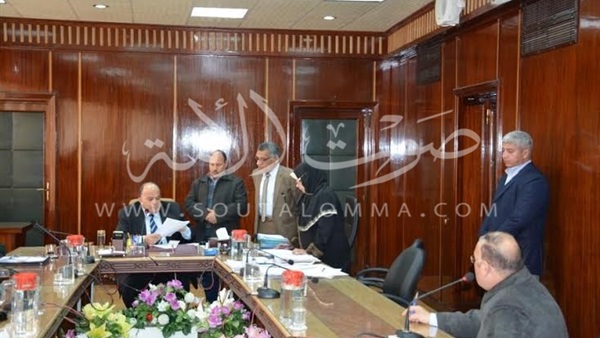 بالصور.. محافظ الدقهلية يطالب بزيادة عدد المخابز لصالح المواطنين 