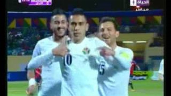 بالفيديو.. الأردن تتقدم على الفراعنة فى الشوط الأول