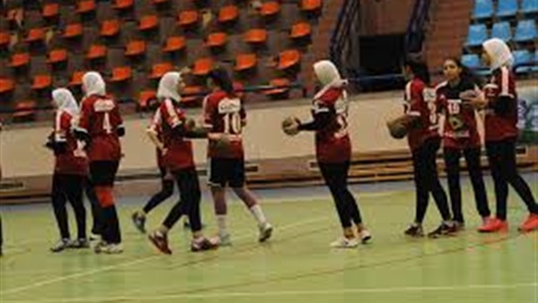 تدريبات بدنية لـ«سيدات اليد» بالأهلي 