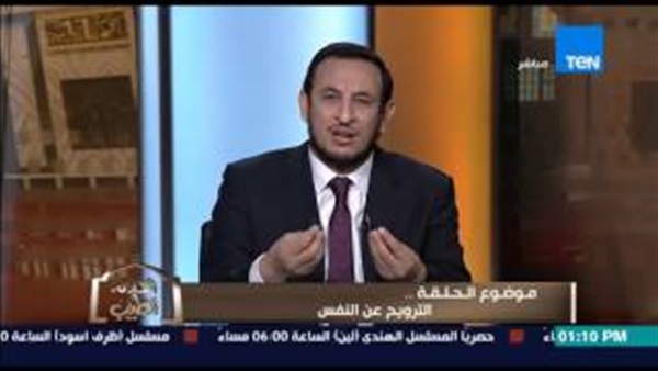 بالفيديو.. شيخ أزهرى: يجوز للمحجبات إرتداء «الكعب العالى» 