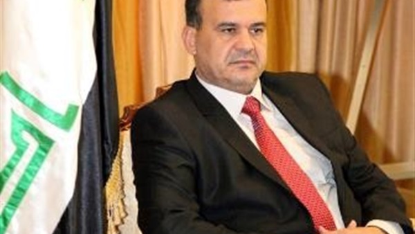 وزير الموارد المائية العراقي يغادر القاهرة إلى بغداد