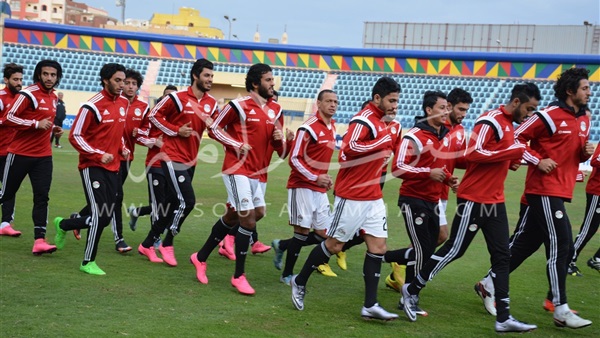 بالصور.. المنتخب ينهي مرانه الأخير إستعدادًا لودية ليبيا 