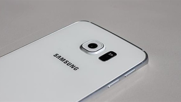 سامسونج ستطلق «جالاكسي إس 7» 21 فبراير