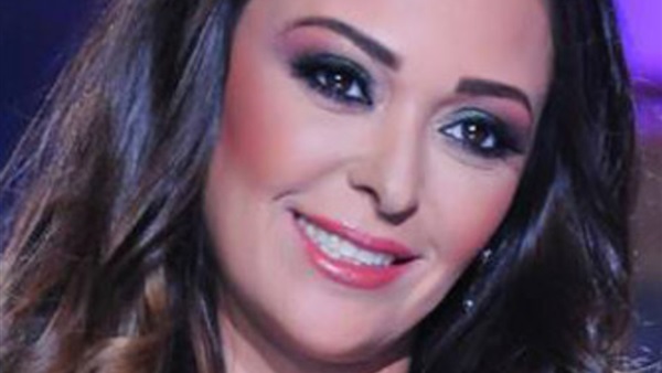 داليا البحيرى تعد لجزء ثانى من " يوميات زوجة مفروسة "  