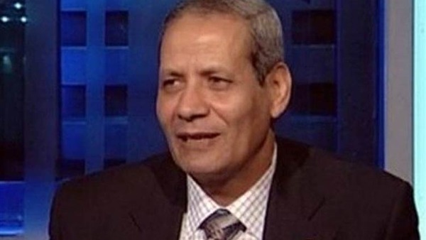 رسميا.. الشربيني يطيح برئيس قطاع الكتب