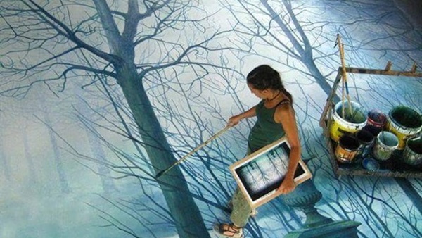 ​فلسطيني يستخدم طريقة جديدة في الرسم 