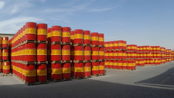 «رويال داتش شل» للنفط تسرح 10 آلاف موظف لانخفاض الأرباح