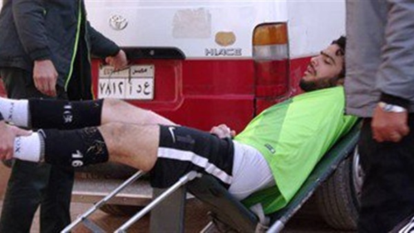 «حارس شبين» يتعرض لإصابة خطيرة بالقدم