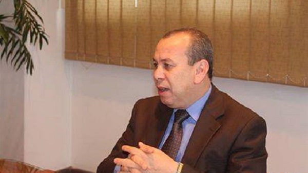 محافظ دمياط يدعم مستشفى فارسكور  المركزى بـ11 طبيباً لسد العجز 