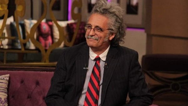 من «راهب القصر العيني» إلى «الطبيب الثائر».. رفض اعتذار الداخلية لاحتواء أزمة الأطباء.. أمر بتوقف العمل بالمستشفى لحين حلها.. «#ادعم_الدكتور_حسين_خيري» هاشتاج يتصدر مواقع التواصل الاجتماعي 