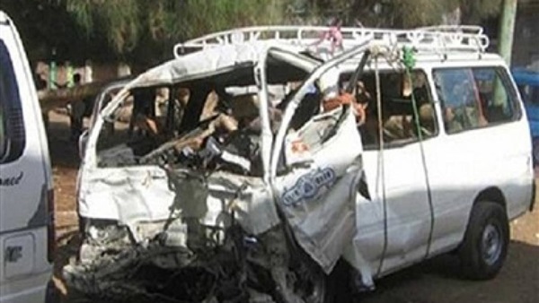 انقلاب ميكروباص  يتسبب في إصابة 7 أشخاص بـ«القرين»