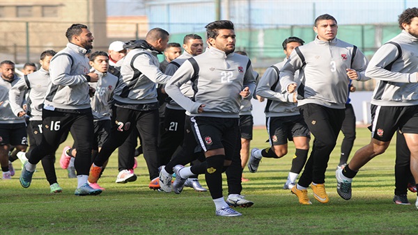 الأهلي يتدرب في عصر اليوم علي الملعب الفرعي ببرج العرب