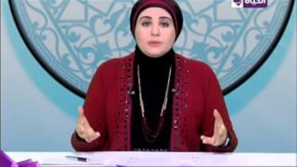 بالفيديو.. فتاة لـ«نادية عمارة»: «عندى مس عشق وبحلم بالمعاشرة»