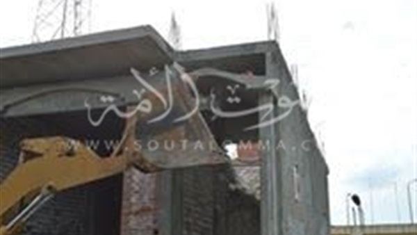 بالصور.. إزالة 6 حالات تعدي علي الأراضي الزراعية بكفر الشيخ 