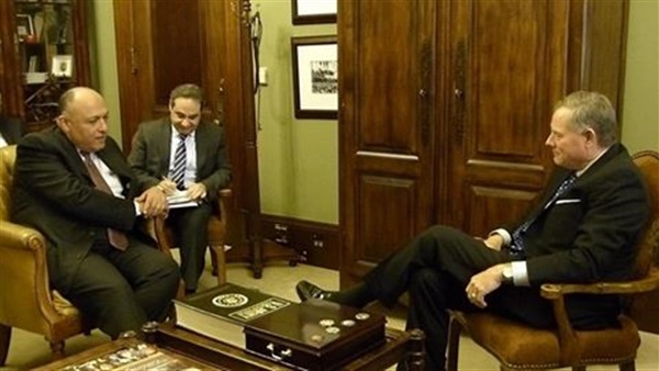 مصر وأمريكا تبحثان سبل تعزيز العلاقات العسكرية