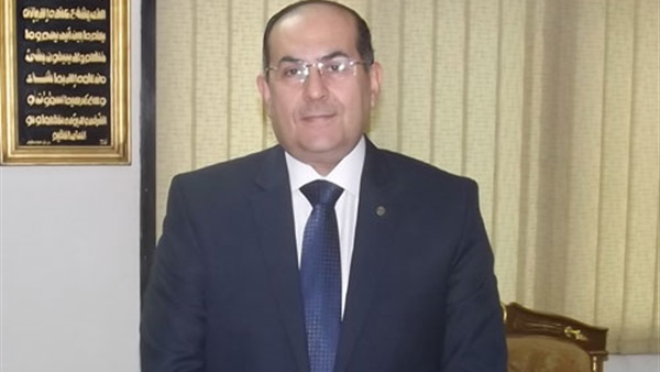 محافظ سوهاج: بدء التشغيل التجريبى لمصنع السماد العضوي