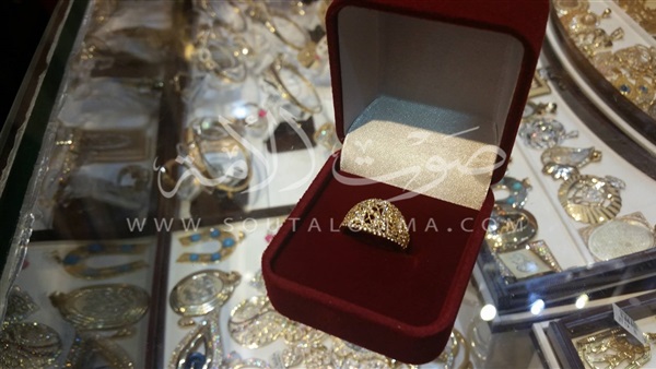 رغم إرتفاع أسعاره.. إستمرار الأقبال على شراء الذهب