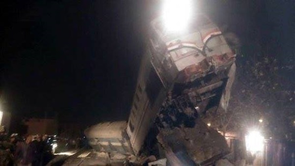 تقرير مبدئي يكشف أسباب انقلاب قطار بني سويف