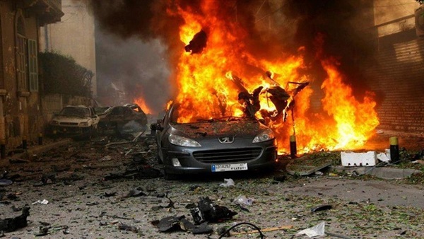 إصابة شخصين إثر إلقاء قنبلة في مخيم فلسطيني بلبنان