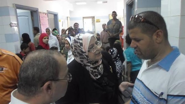 قافلة طبية تكشف علي 1100 مواطن في الشرقية 