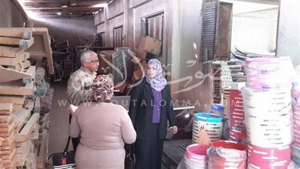 بالصور..وكيل وزارة التعليم ببورسعيد تتفقد مخازن العهدة بالمحافظة 