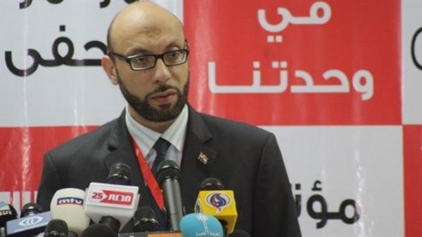  دفاع عبد العاطى بالتخابر: موكلى ليس له علاقة بحفظ الوثائق السرية 