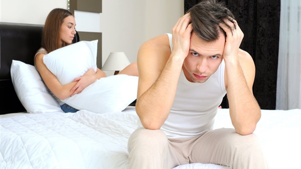 بعيدا عن زيادة الوزن والاهتمام بالاطفال.. لماذا يخون بعض الأزواج زوجاتهم؟
