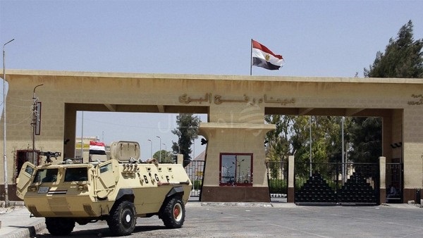 فتح معبر رفح 3 أيام  لعبور الحجاج وعودة العالقين 