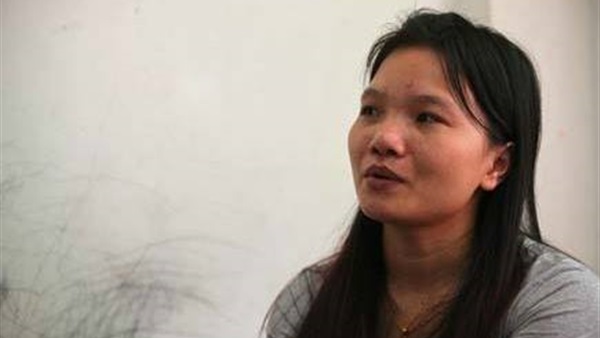 الصور.. المرأة العنكبوت تتسلق 5 طوابق لإنقاذ طفلة  