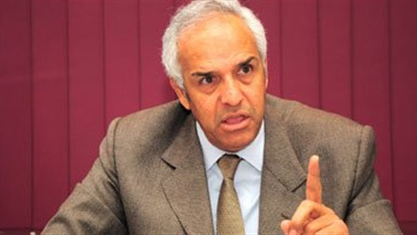 «جاسر» يدافع عن ميدو وحازم إمام في بيان رسمي