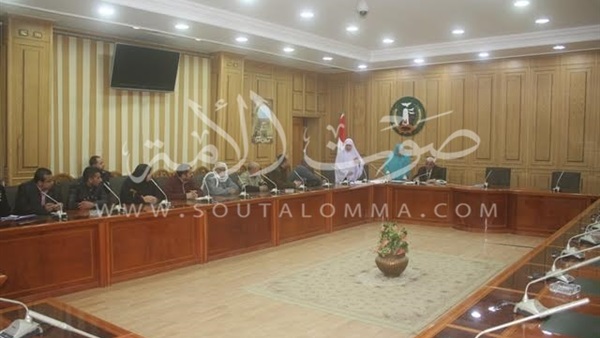 بالصور.. محافظ المنوفية يفحص شكاوى «المنايفة»