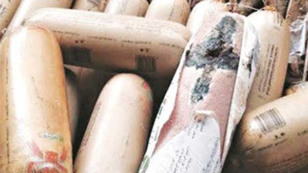 «تموين المنيا» ضبط 240 عبوة لانشون و190 كيلو حلاوة غير صالحة للإستخدام