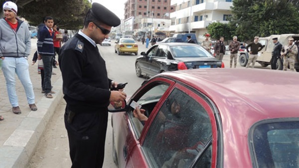 ضبط 3 سائقين متعاطين للمخدرات أثناء القيادة بالبحيرة