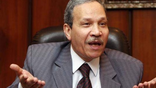 عبد المنعم: ظاهرة شراء المرشحين تفسد الحياة السياسية  