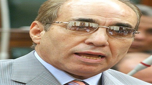 نشطاء  يطالبون بعودة ضياء  الدين محافظا  للمنيا  