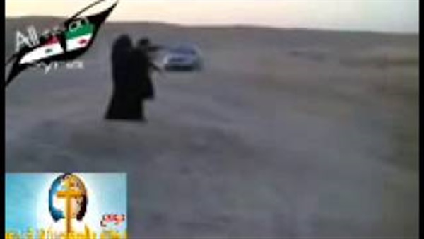بالفيديو.. داعش تدرب «النساء» على القتال 