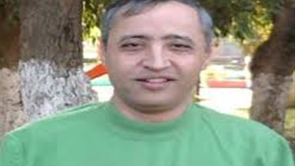 عبد الناصر : التربية والتعليم تتجاهل تعليم الفقراء وترفع شعار من يملك يتعلم 