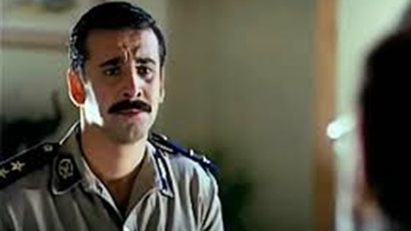 بالصور: رجل الشرطة في عيون السينما المصرية ..«حكمدارالعاصمة»الذي يحرص علي حياة المواطن.. الضابط المتسلط وسادي في «زوجة رجل مهم» ..أمين شرطة بلطجي في «هي فوضي».. وسيم وصديق الطلبة في «الباشا تلميذ»