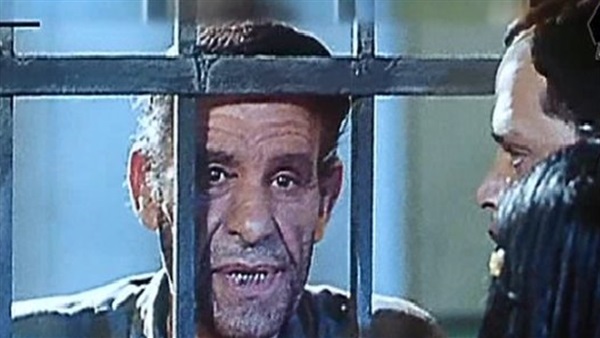 بالصور.. مفارقات الموت العجيب لأشهر 5 كومبارس فى السينما.. الإكتئاب ينهي بحياة «حنان الطويل».. «متولى علوان» يتلقط أنفاسة الأخيرة بعد إشهار إسلامة.. «ثريا إبراهيم» تفارق الحياة بعد صراع مع المرض